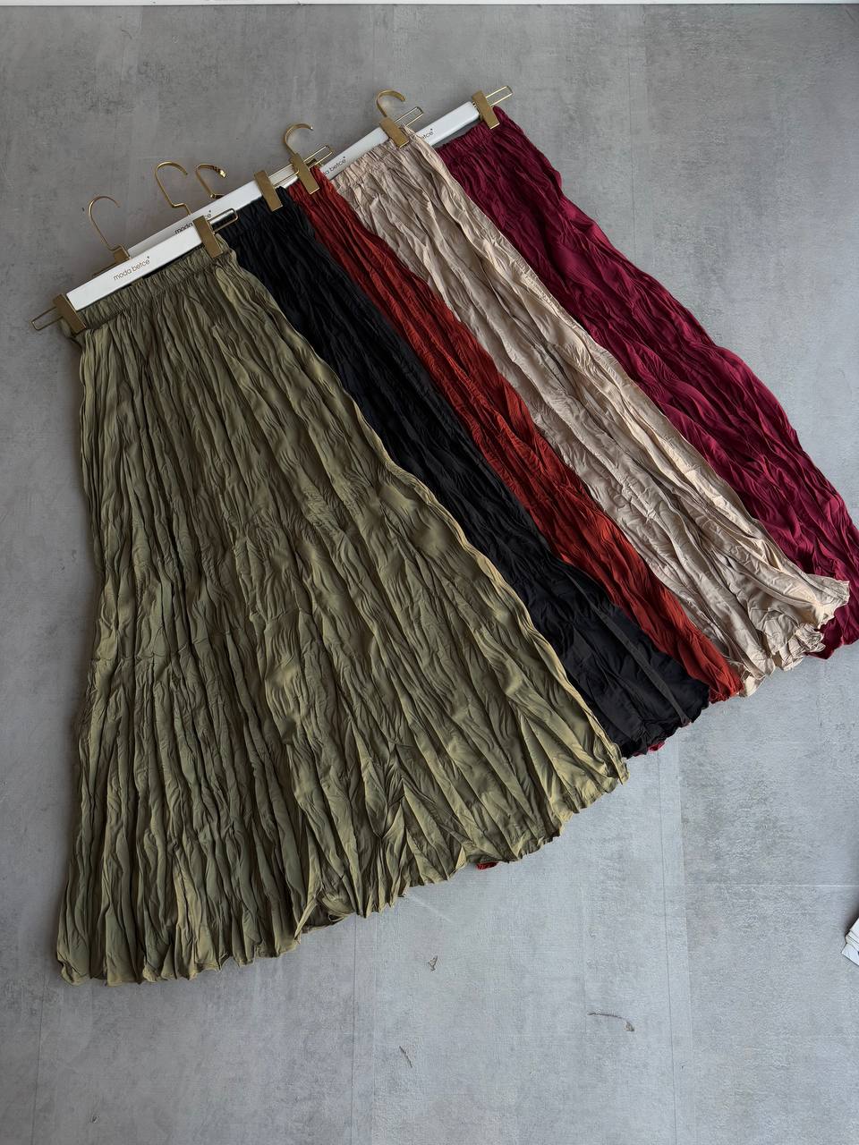 Wavy Kaki Skirt