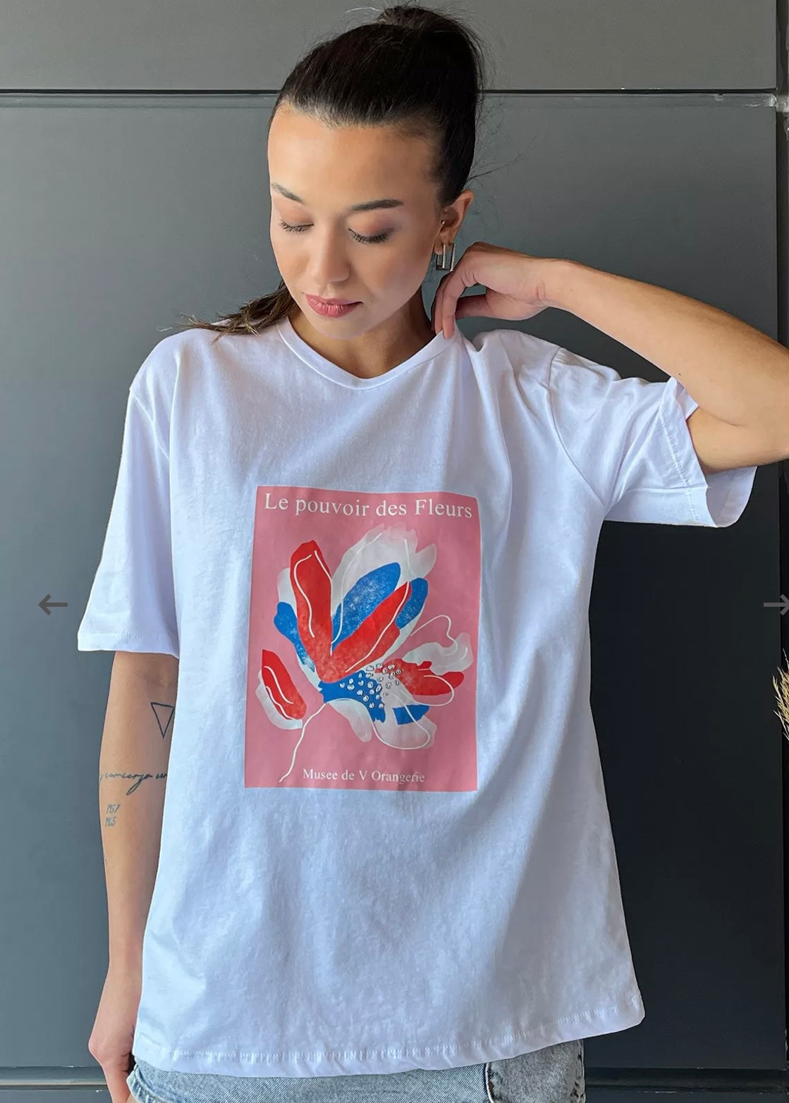 Flora tshirt