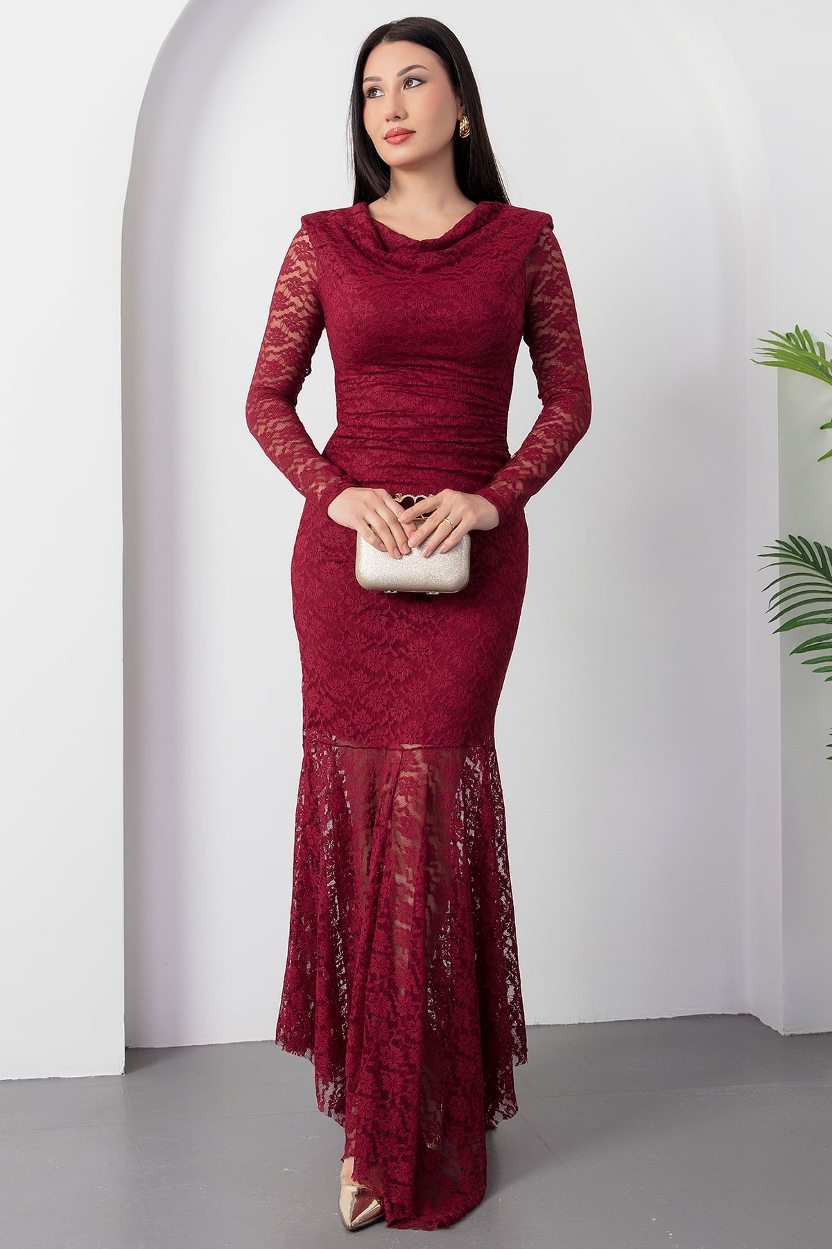 Wine Dentelle Dress
