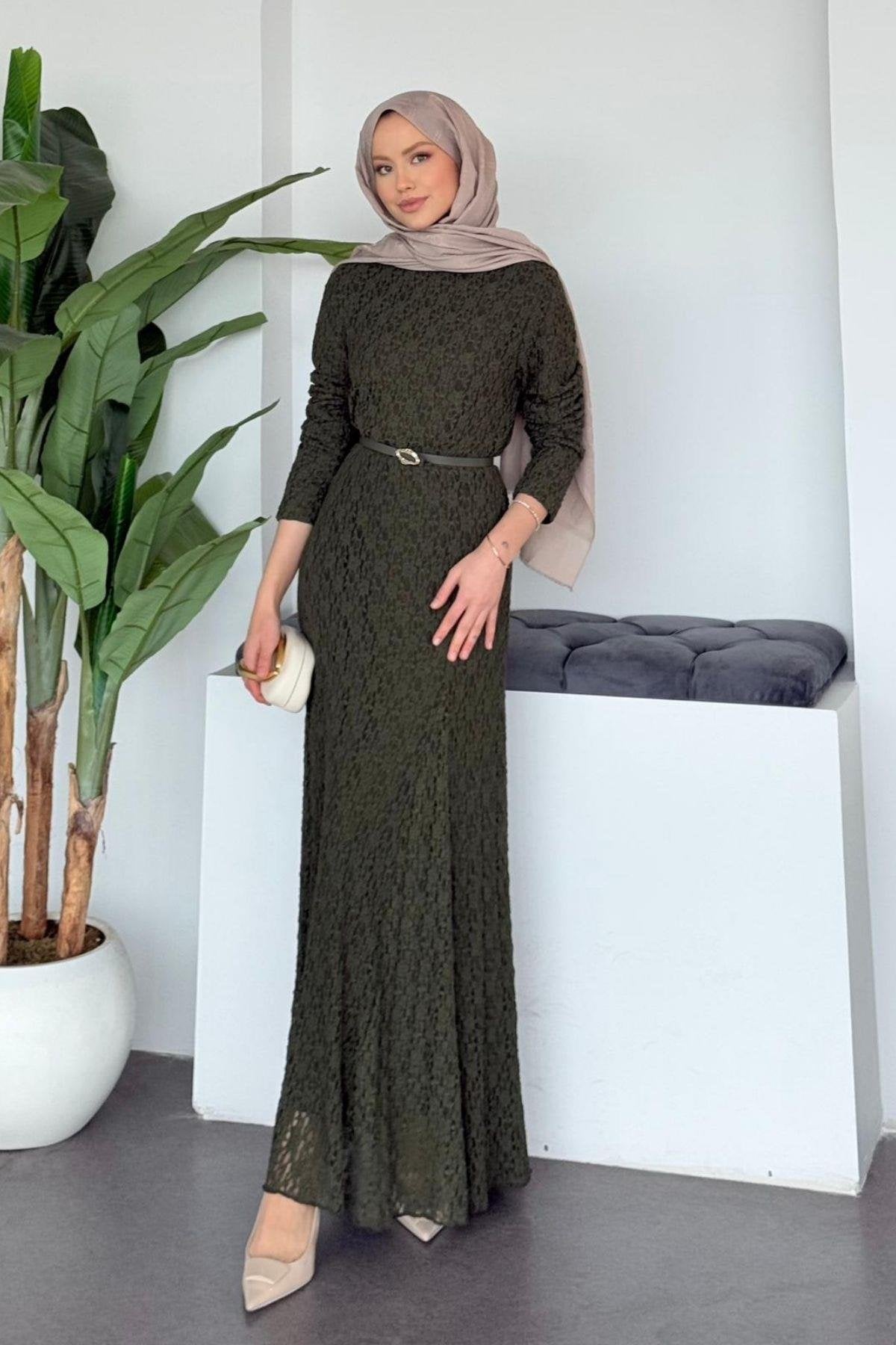 Emerald Dentelle Dress