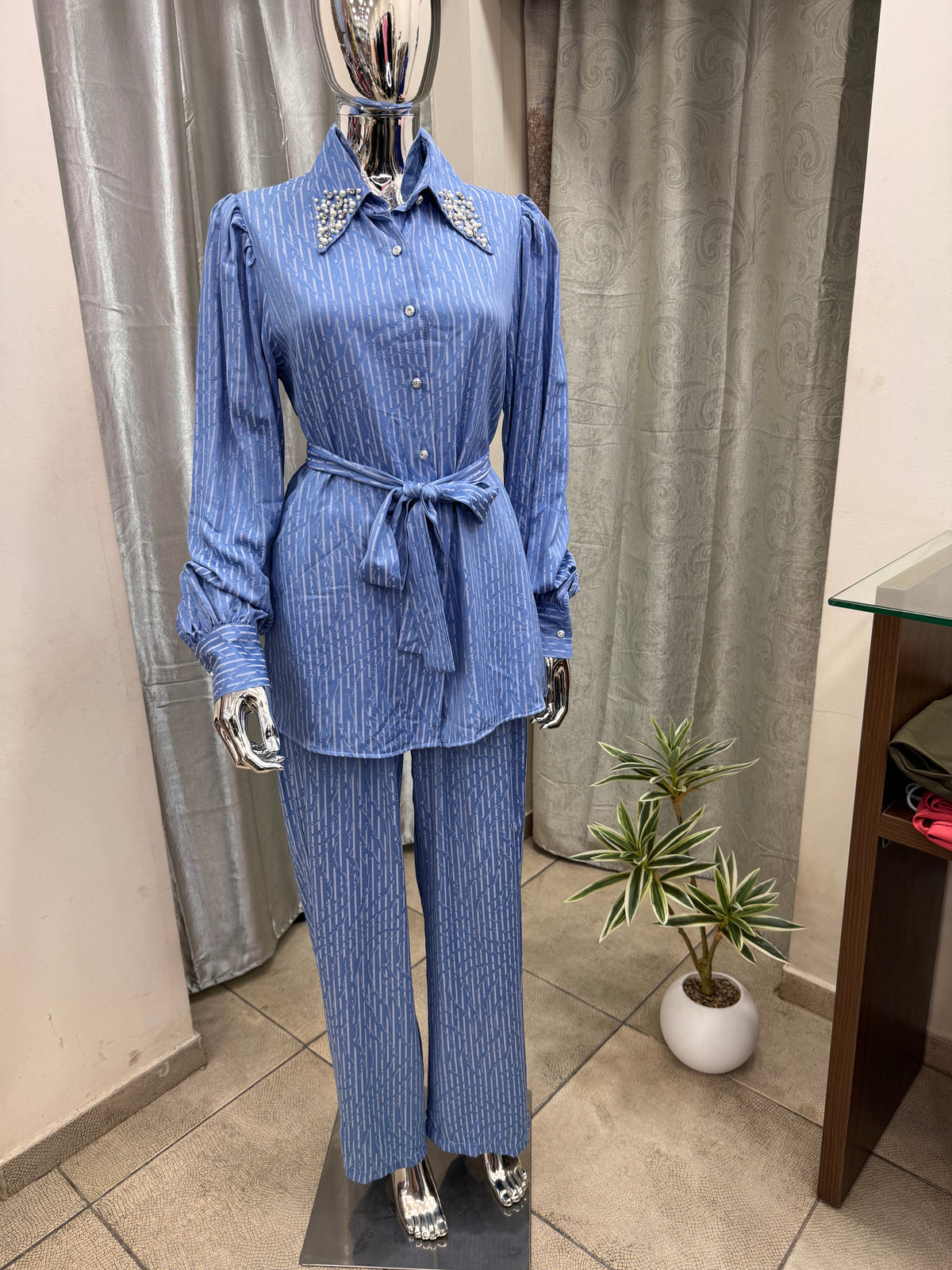 Classy Diamond Blue Set