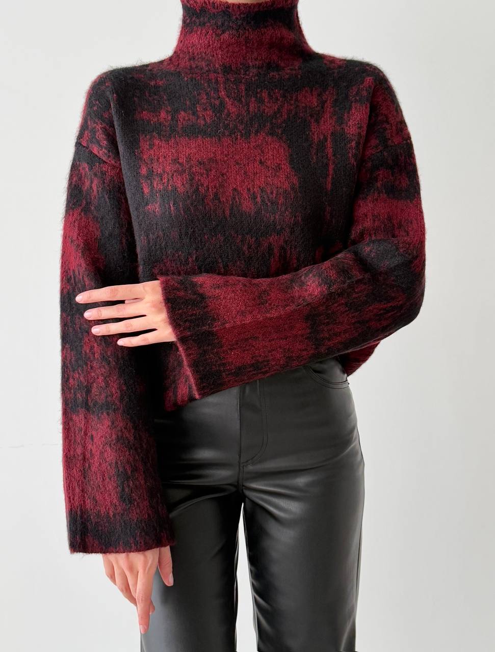 Burgundy wool Sweater