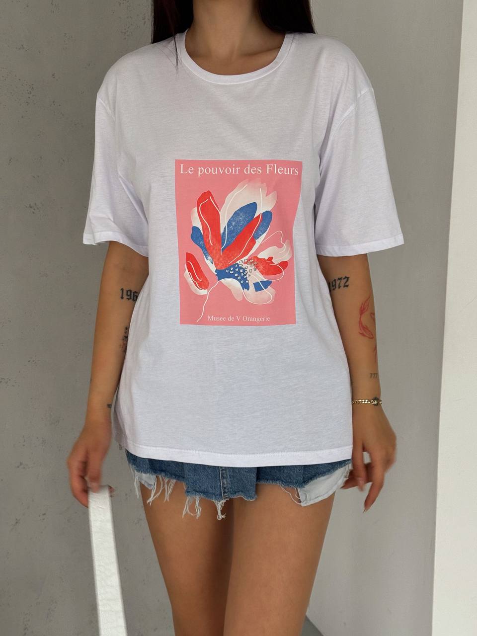 Flora tshirt