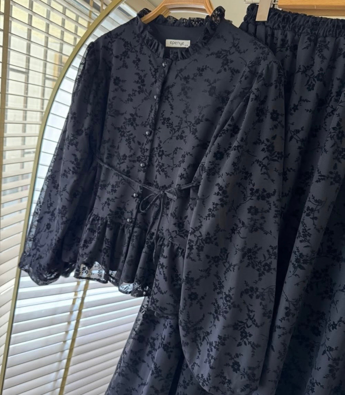 Black Classy Top