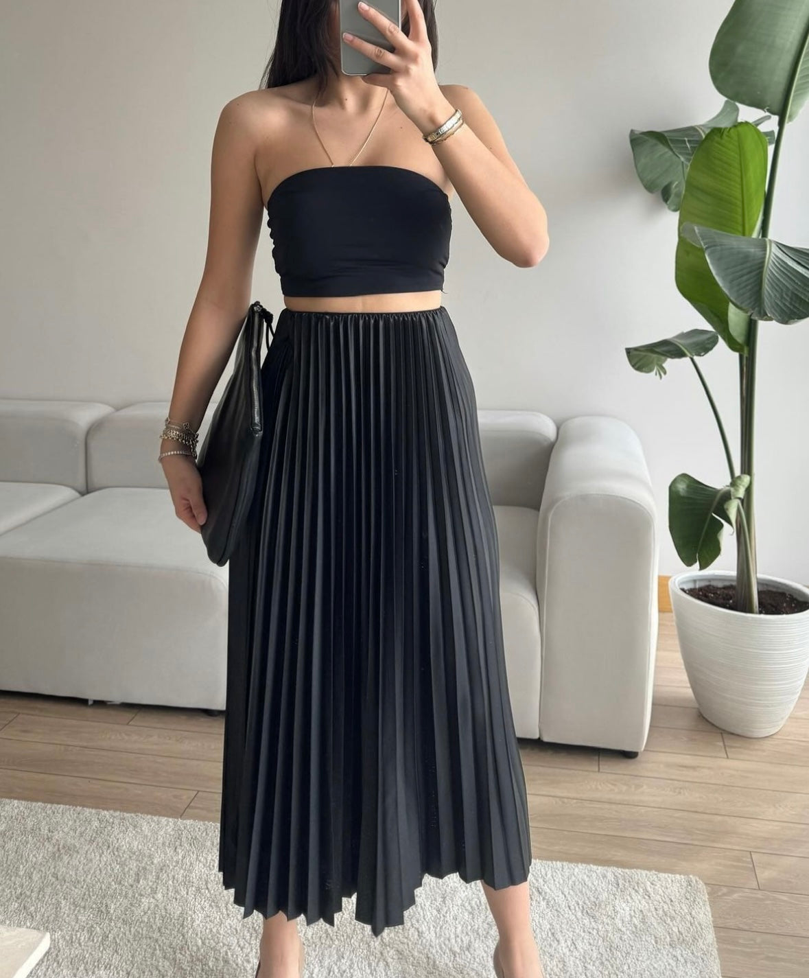 Black plissé long skirt