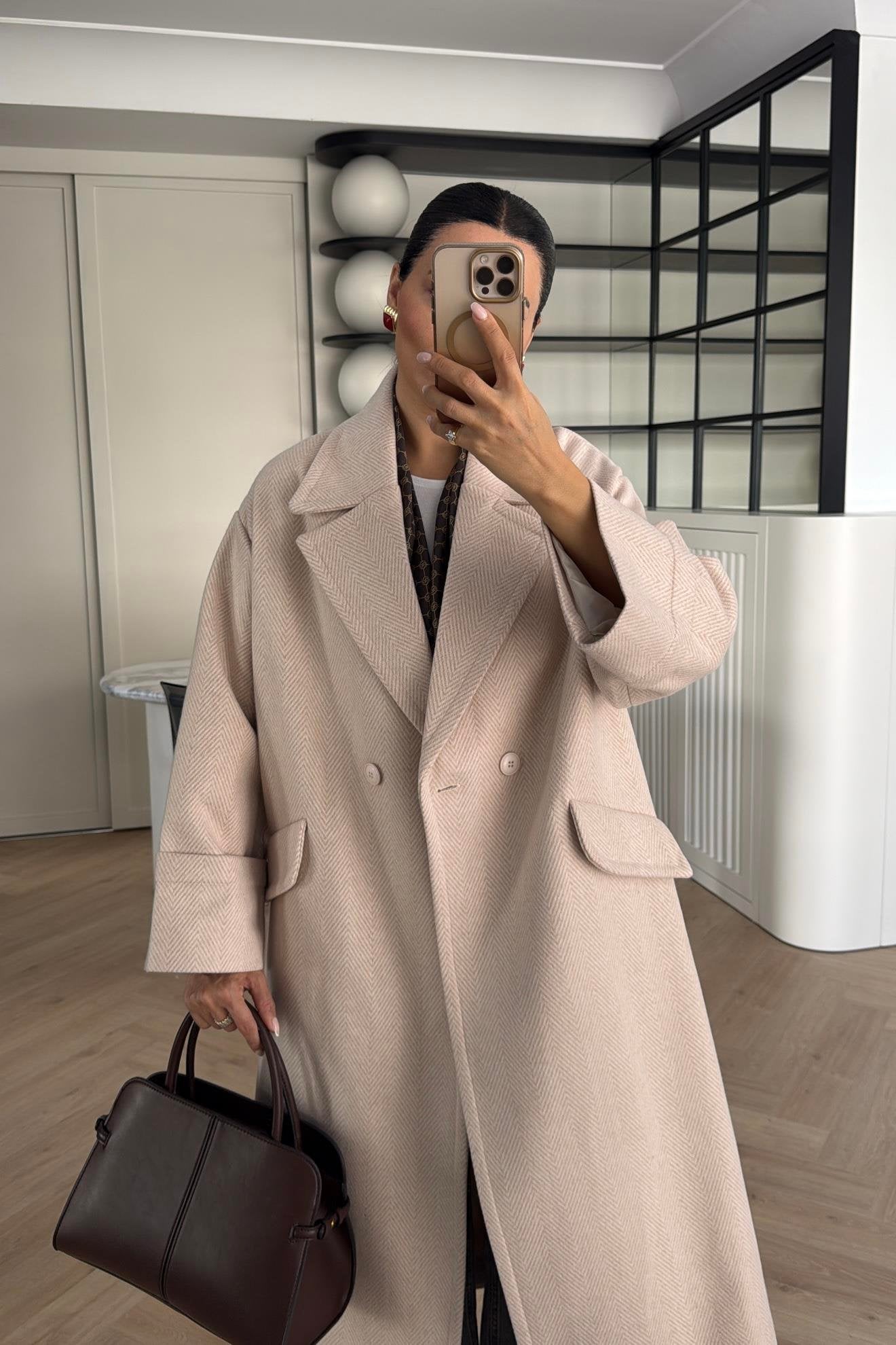 Elegancy Off White Coat