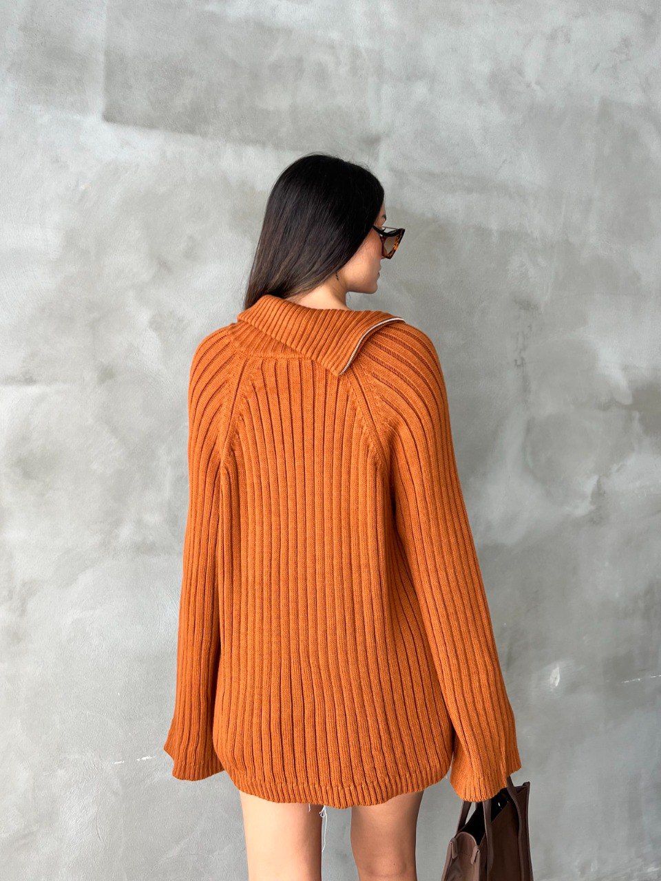 Zipper sweater