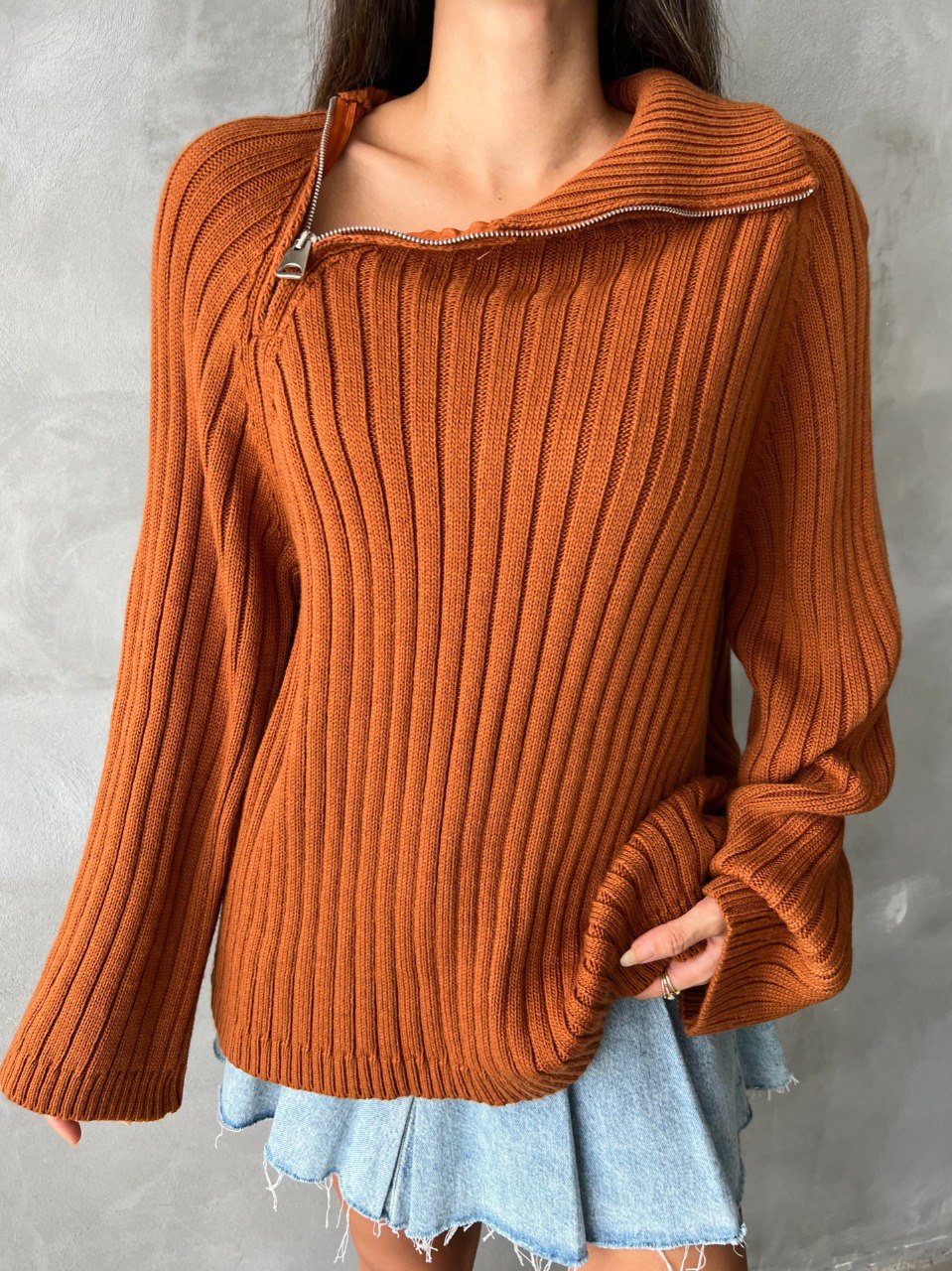 Zipper sweater