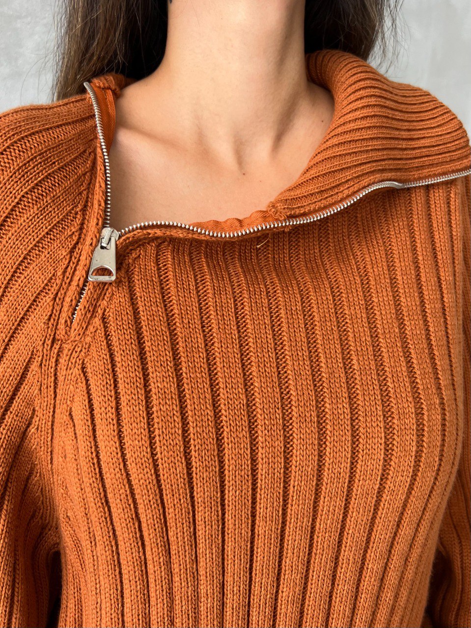 Zipper sweater